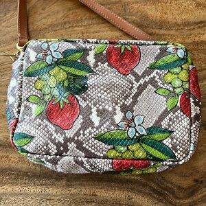 Clear V fruit handbag